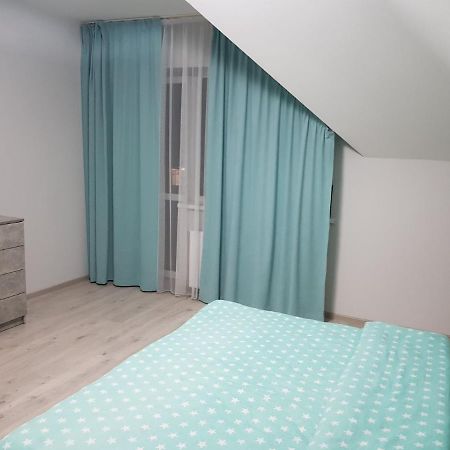 Uzhorod 3 Room Lovely House Kültér fotó